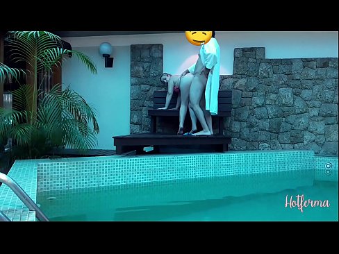 ❤️ Patron hizmetçiyi havuza davet eder ama bir sıcağa dayanamaz Süper seks pornoda tr.onlyhdporn.ru ❤